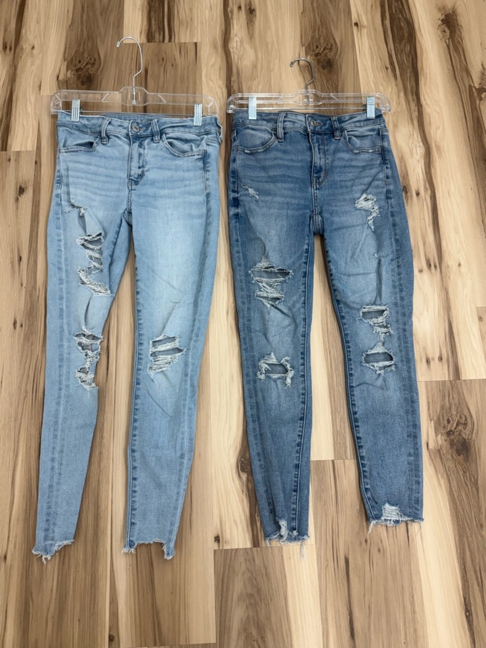 American Eagle Outfitters Ripped Skinny Jeans Lot P7
